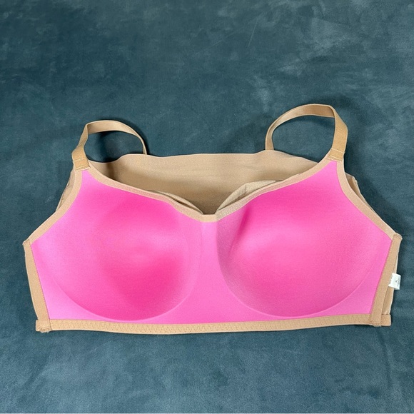 EUC PINK Victoria’s Secret Wireless Bra, Size XL - Picture 8 of 11